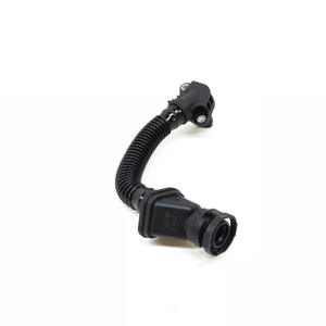 Tubo di sfiato basamento 11157843151 8051941614544 per <span class=keywords><strong>BMW</strong></span> <span class=keywords><strong>6</strong></span> <span class=keywords><strong>Gran</strong></span> <span class=keywords><strong>Coupe</strong></span> (F06) 2012-2018 F13 F12 5 (F10) 2009-2016 - Product Image 2