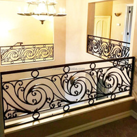 Escalier en colimaçon en fer forgé vintage européen sur mesure, garde-corps en acier inoxydable résistant à l'eau, caractéristiques incurvées pour