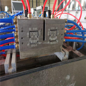 PVCプロファイル生産ラインスロット付きワイヤーダクトPVCフレキシブルトランキングダクトケーブル配線ダクトカバー付き押出機 - Product Image 4