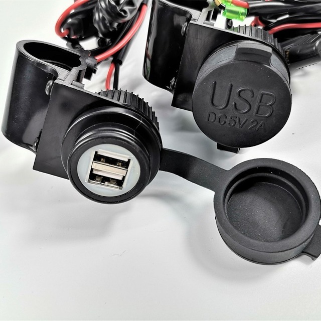 Motorcycle Mobile Phone GPS Waterproof Dual USB Power Supply Charger Port Socket Plug Charger for 7/8-1" Handlebar ATV UTV