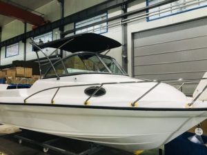Yacht Sportivo in Vetroresina da <span class=keywords><strong>23</strong></span> Piedi con Console Centrale, Motore Fuoribordo, Controllo Remoto, Alimentazione a Batteria, Barca da Pesca e per Escursioni - Product Image 2