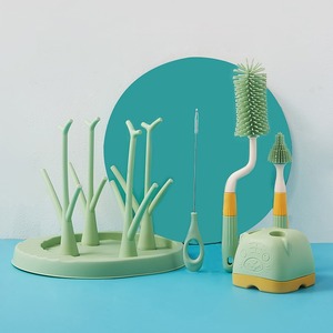 Séchoir à biberons avec base en plastique peu encombrant pour biberons et gobelets - Product Image 4
