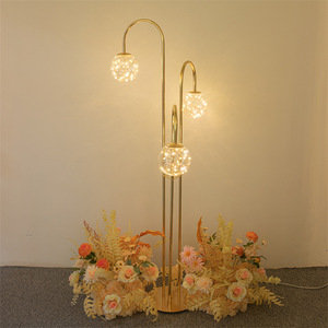 Lampe en cristal acrylique LANJO à 3 têtes, ornement de guidage en cristal, accessoires de mariage, aménagement de piste, lumières décoratives créatives - Product Image 5