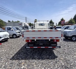 Camion populaire de 2 tonnes avec petit moteur diesel, modèle 4x2 à conduite à droite vendu en Chine - Product Image 2