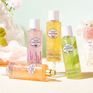 Spray Corporal Perfumado de Larga Duración de 250 ml de Marca Privada con Brillo/Brillantina, Aroma Floral, Desodorante en Aerosol Fino para Mujer - Product Image 4