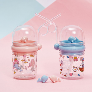 Bouteille de pulvérisation de paille de baleine de dessin animé résistant aux hautes températures résistant aux chutes portable petite bouteille de <span class=keywords><strong>fontaine</strong></span> de dauphin. - Product Image 3