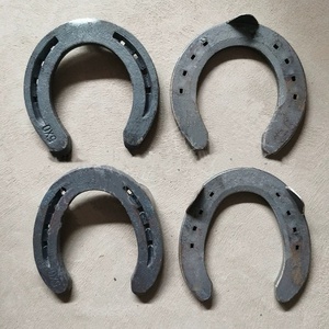 <span class=keywords><strong>Caballo</strong></span> saltador <span class=keywords><strong>Herraduras</strong></span> - Product Image 1