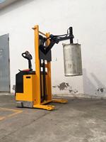 Mesin Pengangkat dan Pemutar Gulungan Kertas AMITYCARE CDD500 Bertenaga Listrik Penuh 24V dengan Ban Pneumatik dan Baterai Asam Timbal - Laris Terjual