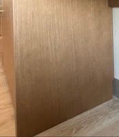 Bureau de travail en bois moderne et durable