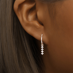 Vente en gros d'usine, boucles d'oreilles longues en argent sterling 925 avec zircon, plaquées argent pour femmes - Product Image 5