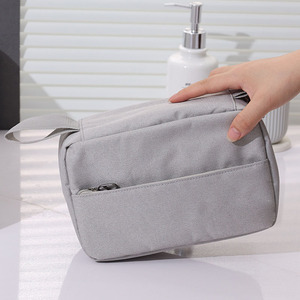 Sac de toilette en polyester de haute qualité, nouveau design personnalisé, fermeture éclair tendance, étanche, trousse de maquillage cosmétique, <span class=keywords><strong>serviette</strong></span> - Product Image 3