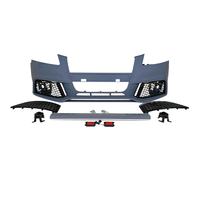 Kit carrosserie de conversion style RS3 pour Audi A3 S3 8P.5 2008-2012, comprenant un pare-chocs avant et une calandre en nid d'abeille.