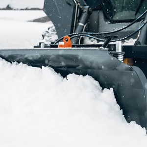 Cuchilla Angular Hidráulica <span class=keywords><strong>de</strong></span> 79 Pulgadas para Minicargadora, Cuchilla para Minicargadora para Manipular Tierra, <span class=keywords><strong>Roca</strong></span>, Escombros y Nieve - Product Image 3