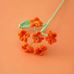 Bouquet di Non Ti Scordar di Me Lavorato a Mano, Fiore Simulato all'Uncinetto, Regalo di San Valentino Realistico - Product Image 6