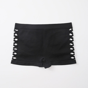 Slip boxer senza cuciture traforati, comodi e traspiranti, a vita media, con orlo piatto, da donna - Product Image 2
