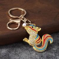 Porte-clés mousqueton UV en alliage émaillé avec strass, motif écureuil mignon, breloque de sac en perles, décoration de clé de voiture, petit cadeau, vente en gros