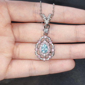 Collana con pendente a goccia in zircone azzurro per donna, a forma di pera, scintillante, con catena a clavicola. - Product Image 3