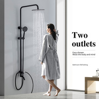 Ensemble de douche monocommande eau froide en céramique polie et acier inoxydable pour salle de bain domestique, avec robinets sur pied à jet de pluie orientable à trois vitesses