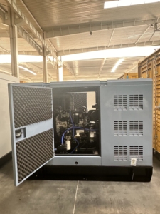 Generador Eléctrico Portátil de 150 KVA, Silencioso, Diésel, Arranque Automático, Refrigerado por Agua, 120KW, Precio Competitivo - Product Image 3