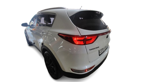 Kia Sportage SUV d'occasion, véhicule professionnel coréen, société exportatrice, approvisionnement mensuel 300-500 unités, Diesel/Essence, AWD, propre - Product Image 5