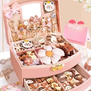 Mini boîte à bijoux en plastique rose pour filles - Jouets amusants pour faire semblant de se maquiller, cadeau d'anniversaire pour enfants, accessoires pour cheveux - Product Image 5