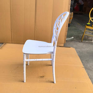 <span class=keywords><strong>Chaise</strong></span> Chiavari <span class=keywords><strong>en</strong></span> plastique PP design tournesol blanc à prix réduit <span class=keywords><strong>en</strong></span> vente - Product Image 6