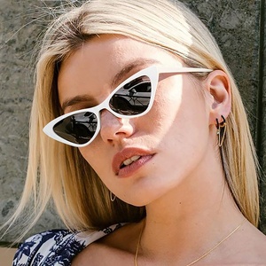 Haute qualité femmes rétro petit cadre oeil de <span class=keywords><strong>chat</strong></span> lunettes de soleil UV400 lentilles optiques PC matériel en gros pour les vacances loisirs - Product Image 1
