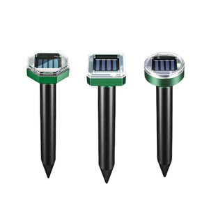 Ahuyentador ultrasónico solar 2026 para animales, repelente sónico de plagas para exteriores, impermeable, para topos, roedores, gophers, serpientes, césped y granjas - Product Image 6