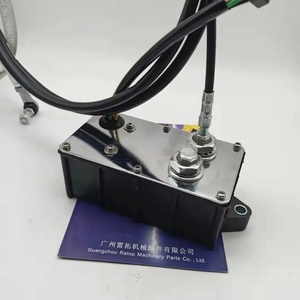 R210LC-9S R220LC-9S สเต็ปเปอร์มอเตอร์ 21EN-32301 ตัวกระตุ้นการเร่งความเร็ว มอเตอร์ควบคุมคันเร่ง 21EN-32260 21EN-32380 21EN-32300 21EN-32301 - Product Image 3