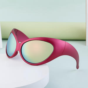 Lunettes de soleil Fendi Cat-Eye UV400 à verres miroir, coupe-vent, pour femmes, lunettes de sport, monture rouge, verres PC - Product Image 2