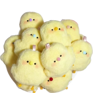 Porte-clés unisexe en peluche souple anti-stress, jouet à presser doux et moelleux pour les plus de 14 ans - Product Image 4