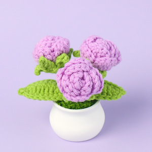 Hecho a mano tejido de ganchillo Rosa maceta hecha a mano para novia graduación regalo del Día de San Valentín adorno de escritorio - Product Image 1