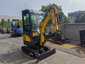 Mini-excavatrice sur chenilles de 1,5 tonne, moteur diesel, compacte, pour le creusement de fossés et le défrichement, rayon de braquage court - Product Image 4
