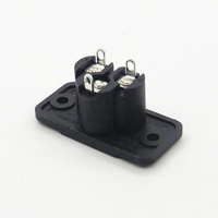 2.5A 250V AC Snap-on Electronics Power Socket Connector 250V AC Socket Plug avec Panel Mount Brass Contact Material
