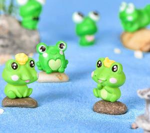 Vente en gros Résine Miniature Artisanat 3D <span class=keywords><strong>Grenouille</strong></span> Résine Artisanat Animaux Mini Figuras Charmes Ornements En Promotion - Product Image 1