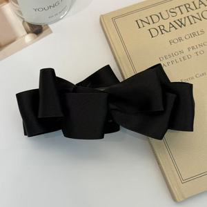 Élégantes pinces à cheveux classiques en forme de banane pour femmes, style princesse français, accessoires pour cheveux avec nœud, couleur unie, en plastique et tissu - Product Image 3