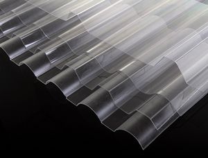 Plaques de toiture modernes en <span class=keywords><strong>polycarbonate</strong></span> ondulé transparent 0,8-2 mm, écologiques, durables, avec revêtement UV 50-80 microns, structure en H - Product Image 5