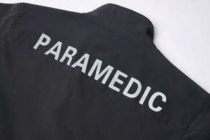Veste de travail tactique pour femmes avec logo personnalisé OEM, uniforme médical d'<span class=keywords><strong>urgence</strong></span> pour les ambulanciers - Product Image 6