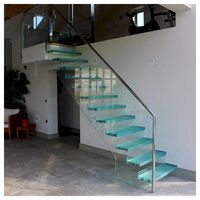 Escalier flottant Prima, escalier cantilever dissimulé, escalier sur mesure avec marches en bois pour l'intérieur de la villa