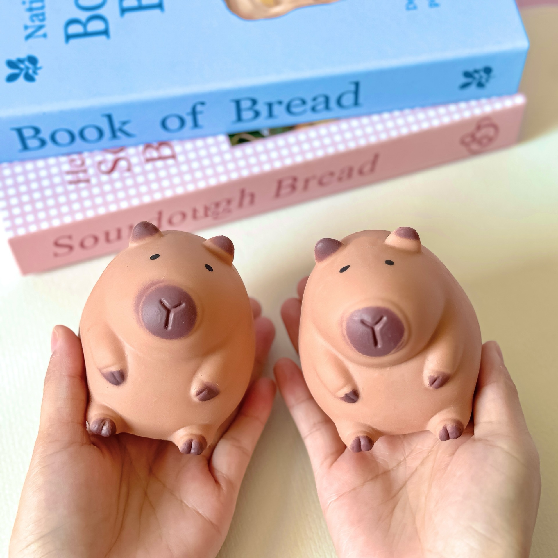 สีน้ำตาล