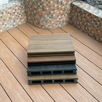 Plancher de terrasse en composite bois-plastique (WPC) co-extrudé, design carré ajouré, nouveau modèle, pour jardin extérieur de villa, aspect teck