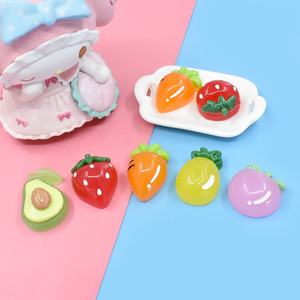 Accesorios de cabujón plano de resina transparente con frutas (fresa, melocotón, piña) para lazos de pelo DIY, centros de manualidades y scrapbooking - Product Image 6