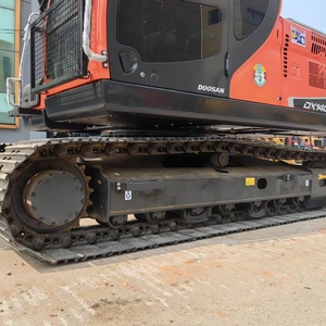 Excavatrice sur chenilles hydraulique Doosan DX140LC-9C d'occasion de 15 tonnes, faible nombre d'heures, bien entretenue, matériel de construction d'origine - Product Image 5
