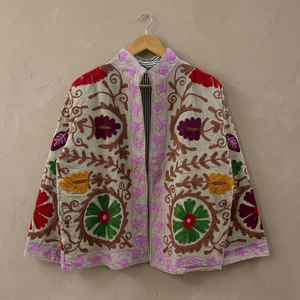 Veste en velours gris brodée Suzani ethnique pour femme, style vintage, motif floral médaillon, style cachemire, ouverte sur le devant, doublée, pour l'hiver, vente en gros - Product Image 1