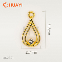 Pendentif lettre K personnalisé Accessoires de vêtements Étiquette de logo de vêtements Accessoire en métal argenté sans plomb pour maillot de bain Sous-vêtements