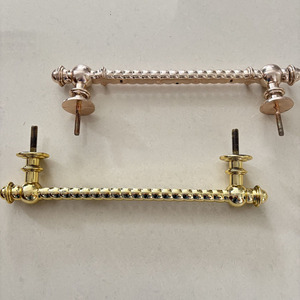 H9012f Asas de plástico estilo europeo para ataúdes, de proveedor de artículos funerarios, asas de ataúd de cobre con tubo retorcido, en venta - Product Image 3