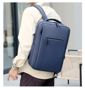 Zaino con cinturino a cuscino d'aria impermeabile da 15.6 pollici con cavo di ricarica integrato con zaino personalizzato di grande capacità per uso aziendale - Product Image 4