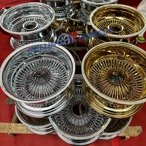 Jantes à rayons Lowider avec pneus à flanc blanc, roues à triple rayon doré, roues à rayons chromées - Product Image 5