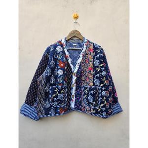 Abrigo de invierno elegante para mujer, de tela TNT Chaqueta corta, decoración de botones desmontables, diseño Suzani, algodón relleno acolchado bordado - Product Image 1