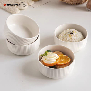 Petites coupelles en porcelaine de 4,5 pouces, de qualité supérieure, blanches, embossées, prix usine, pour hôtels, restaurants, céréales, soupes, riz. - Product Image 4